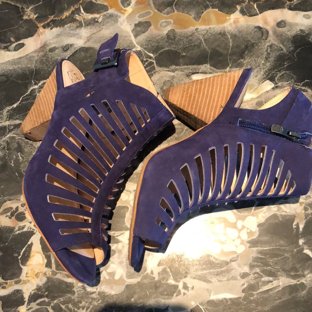 Vince Camuto shoe